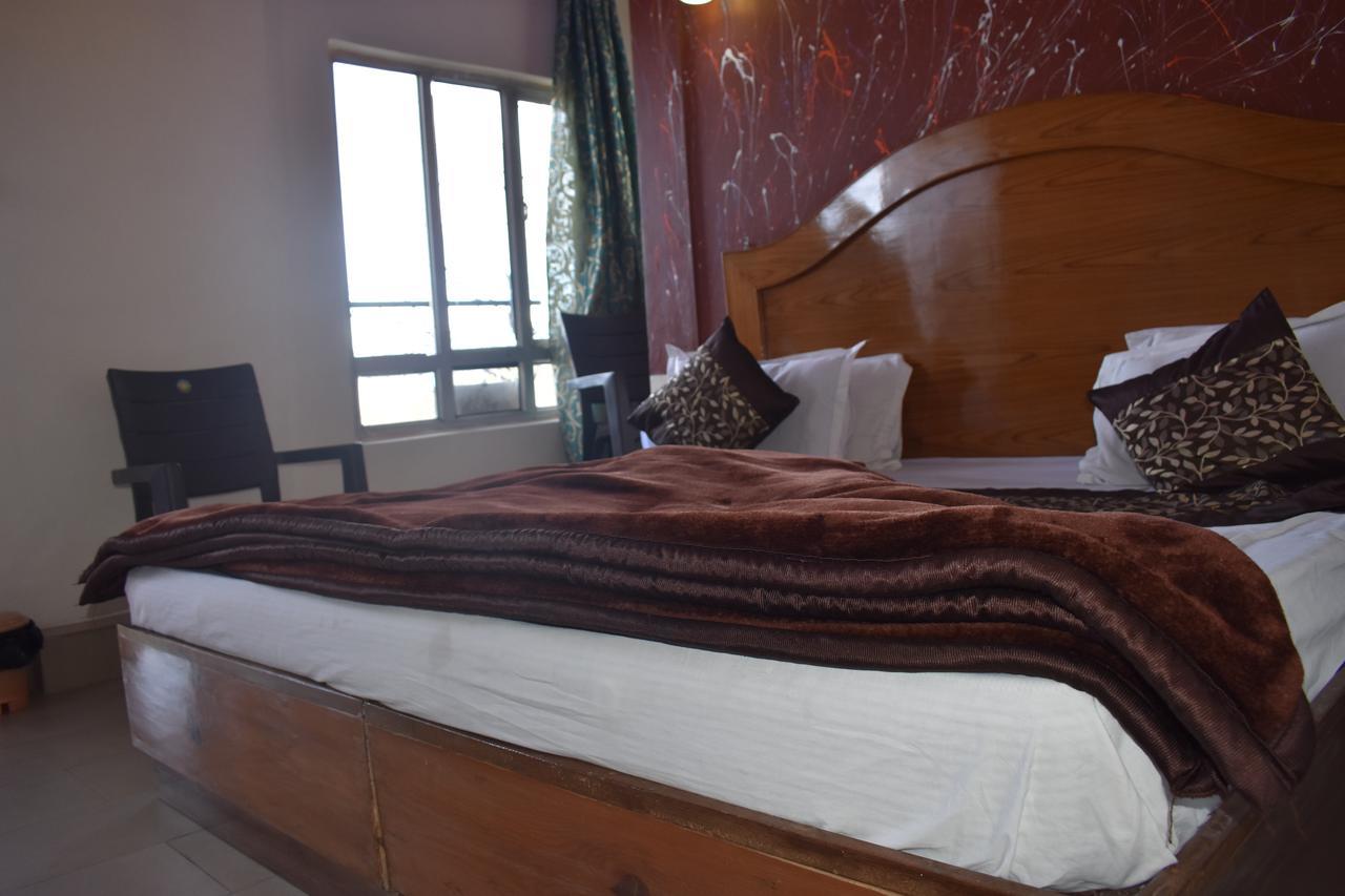 Hotel Akanksha Anand Plaza Mussoorie Exterior photo